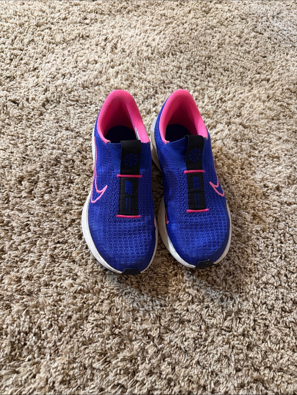 Nike Girls Slip-On Athletic Sneakers in Blue with Pink Accents